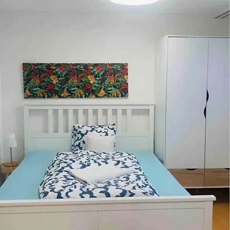 25m2 With Kitchen In